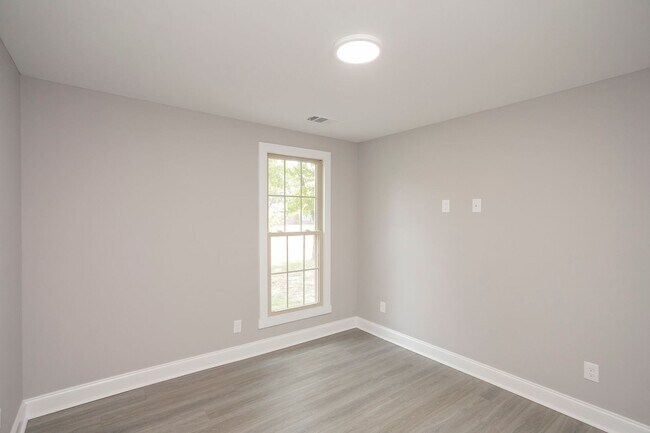 Building Photo - 1229 Berwick Trail