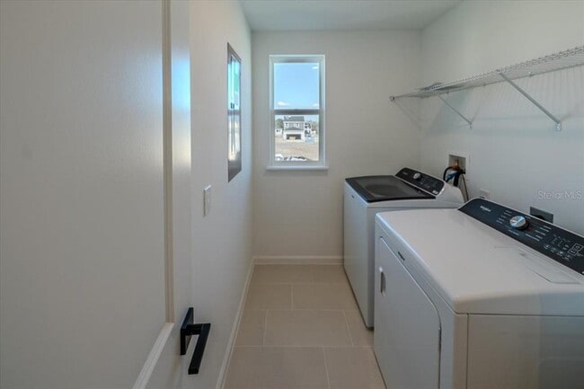 Building Photo - 1850 Falconhurst Ln