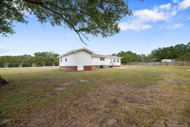 Building Photo - 4066 Hummingbird Pl