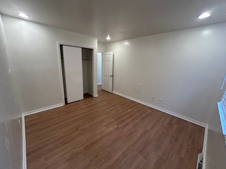 Building Photo - 3368 Red Lion Rd