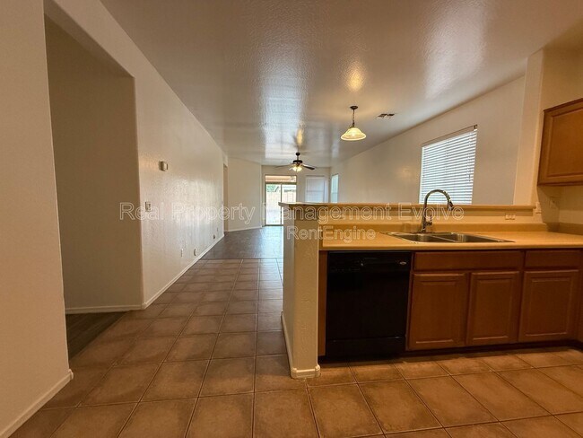 Building Photo - 7337 W St Catherine Ave