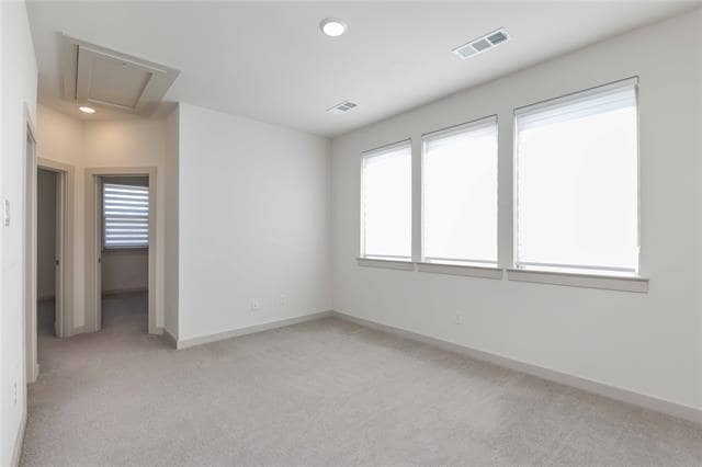 Building Photo - 208 Spring Hill Rd