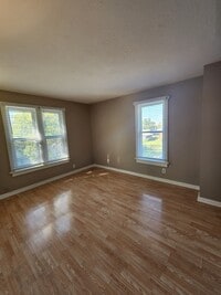 Building Photo - 4442 Knox St