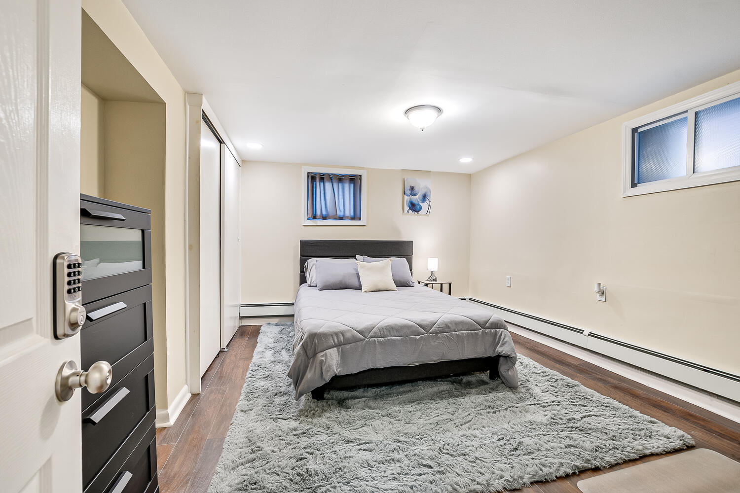 Building Photo - 46 Van Houten Ave