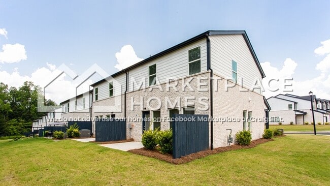 Building Photo - 301 White Tail Rd