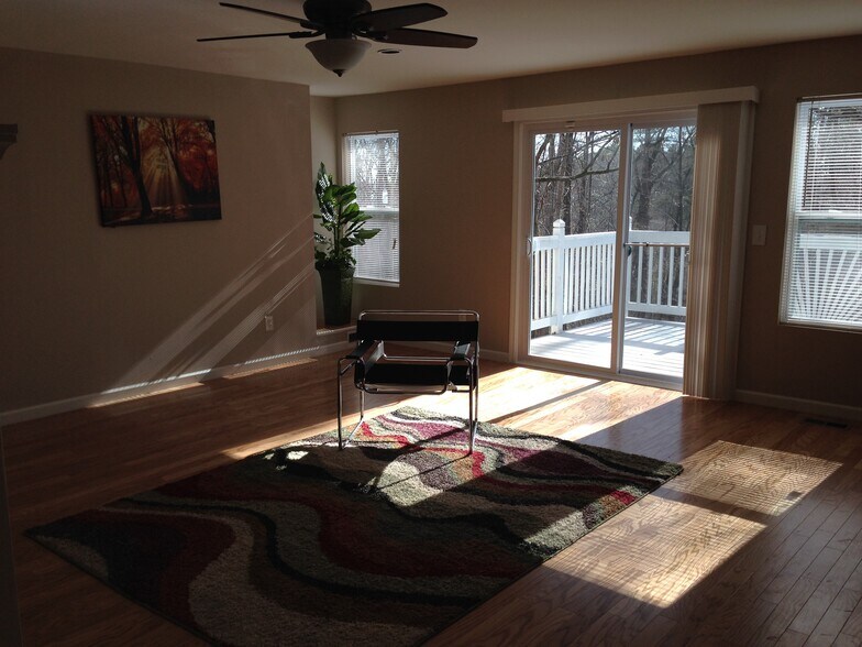 Building Photo - 4700 Dean Ct