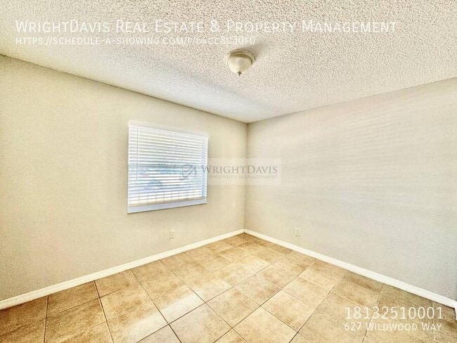 Building Photo - 627 Wildwood Way