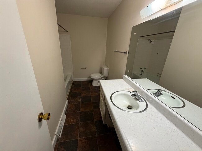 Building Photo - 1036 Ellen Dr