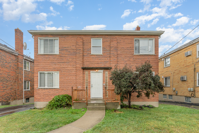 Building Photo - 3913 E Gatewood Ln