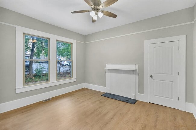 Building Photo - 109 Wilton St