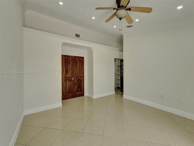 Building Photo - 8913 NW 194th Terrace