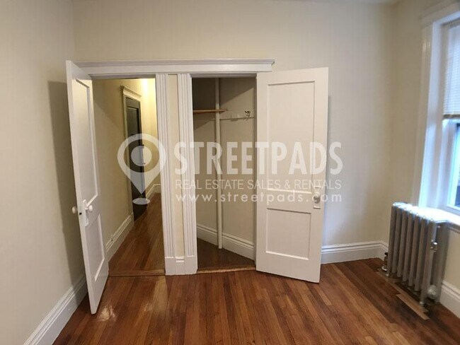 Building Photo - 1 bedroom in Boston MA 02215