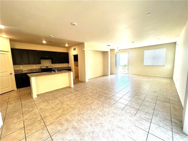 Building Photo - 2119 Lavender Ln