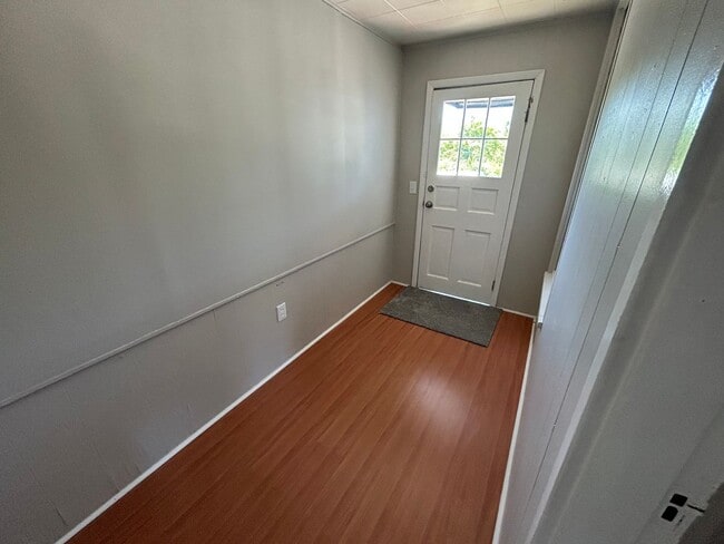 Building Photo - Addyston- Cozy 2 bedroom 1 bath