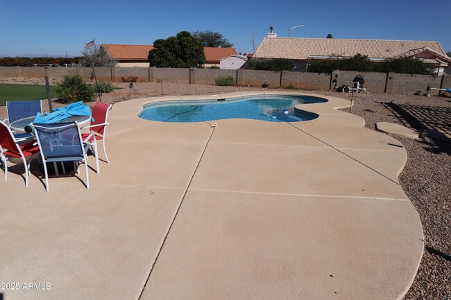 Building Photo - 3887 Cam Bella Rosa