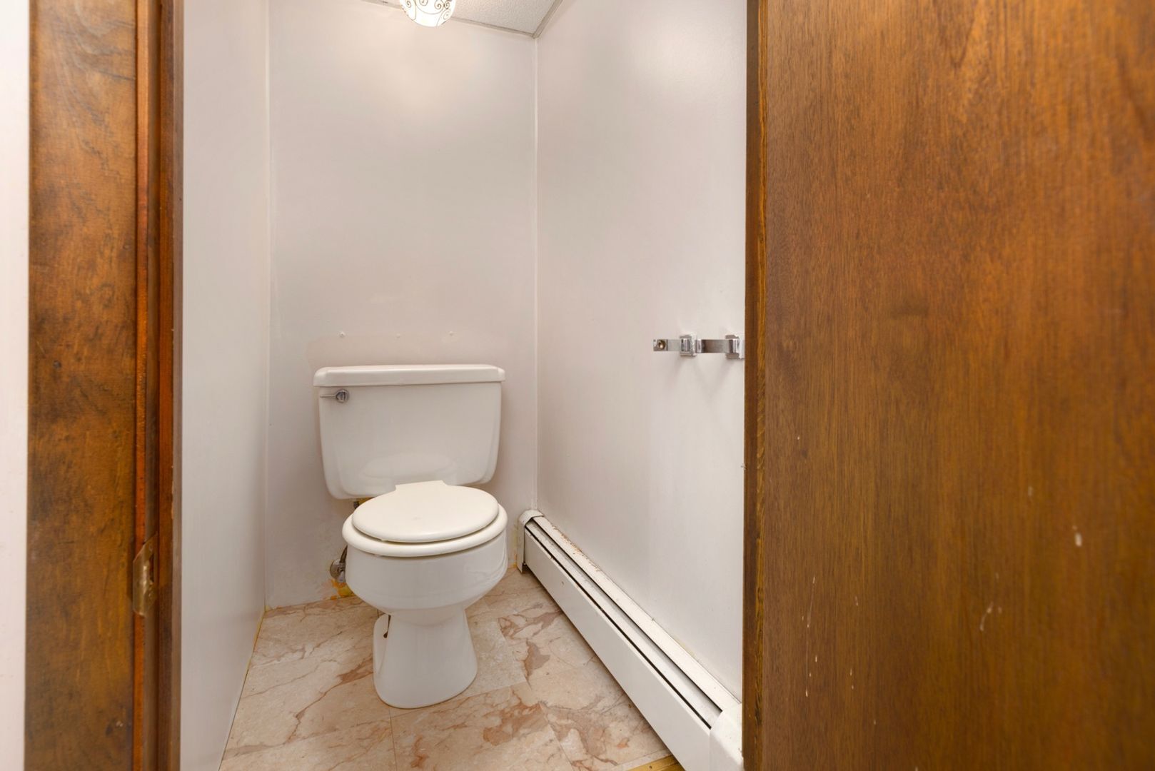 Building Photo - 465 Vernon Ave