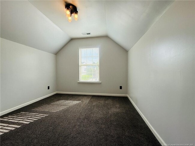 Building Photo - 69 River Oak St