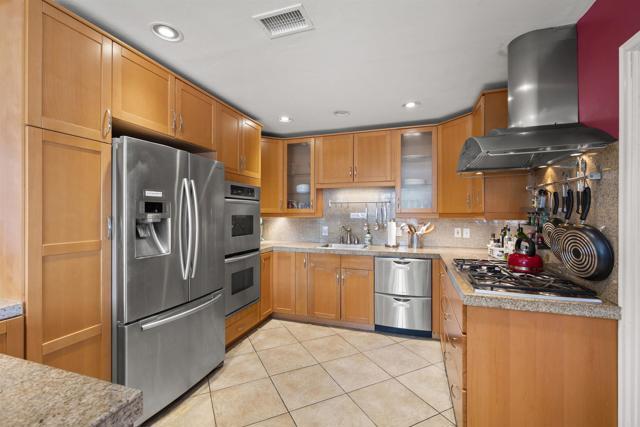 Building Photo - 2804 Ridge View Dr