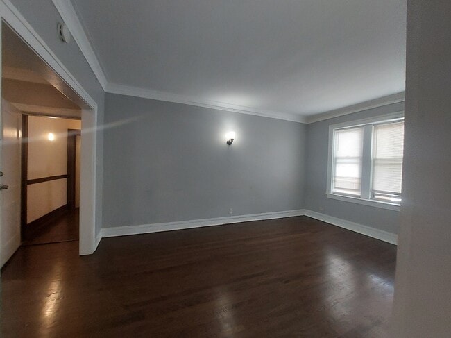 Building Photo - 3112 W 64th St