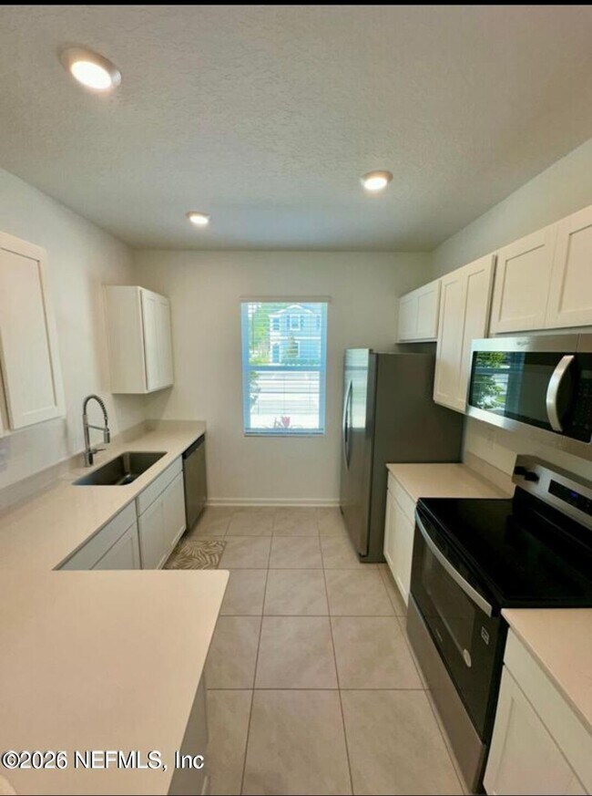 Building Photo - 20 Palmetto Rdg Rd