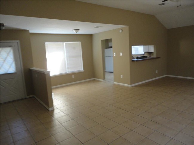 Building Photo - 5607 Golden Grove Dr