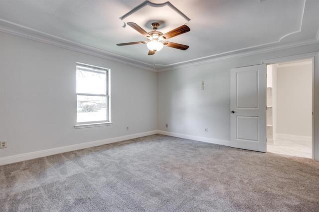 Building Photo - 2051 Oakbluff Dr