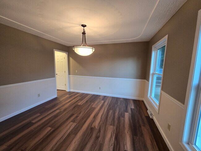 Building Photo - 2325 Cold Stream Ave NE