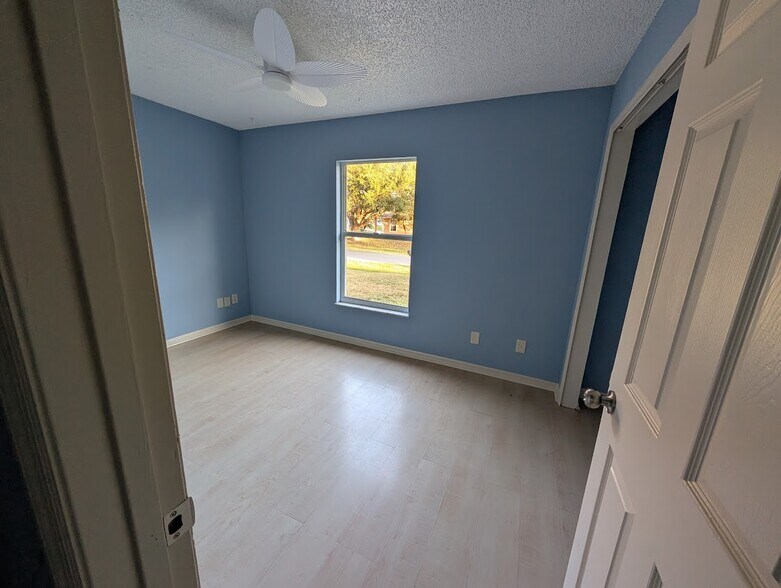 Building Photo - 392 Del Monte Rd