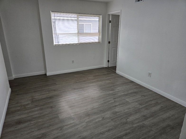 Building Photo - 4431 Tremont St
