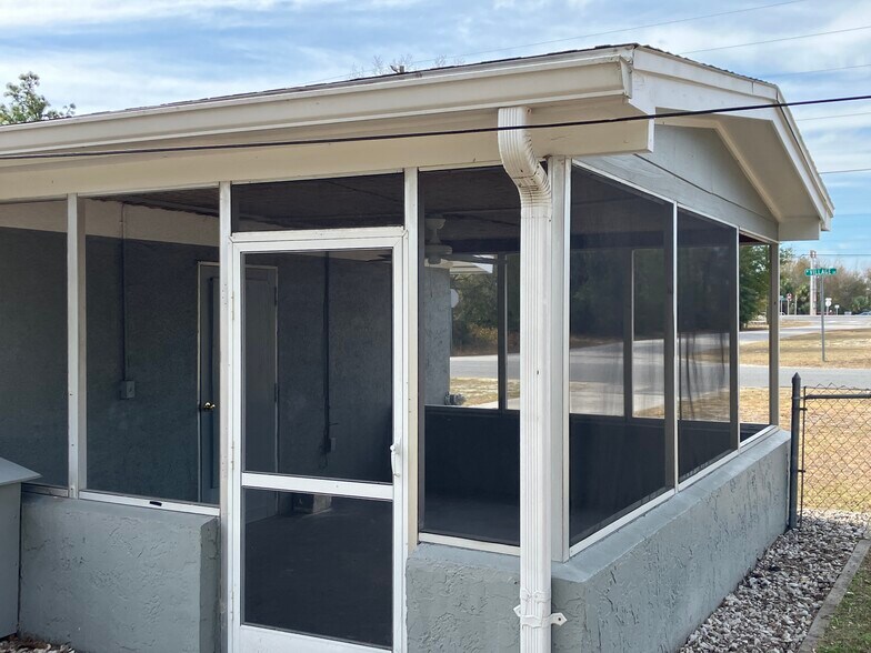 Building Photo - 7461 W Village Dr