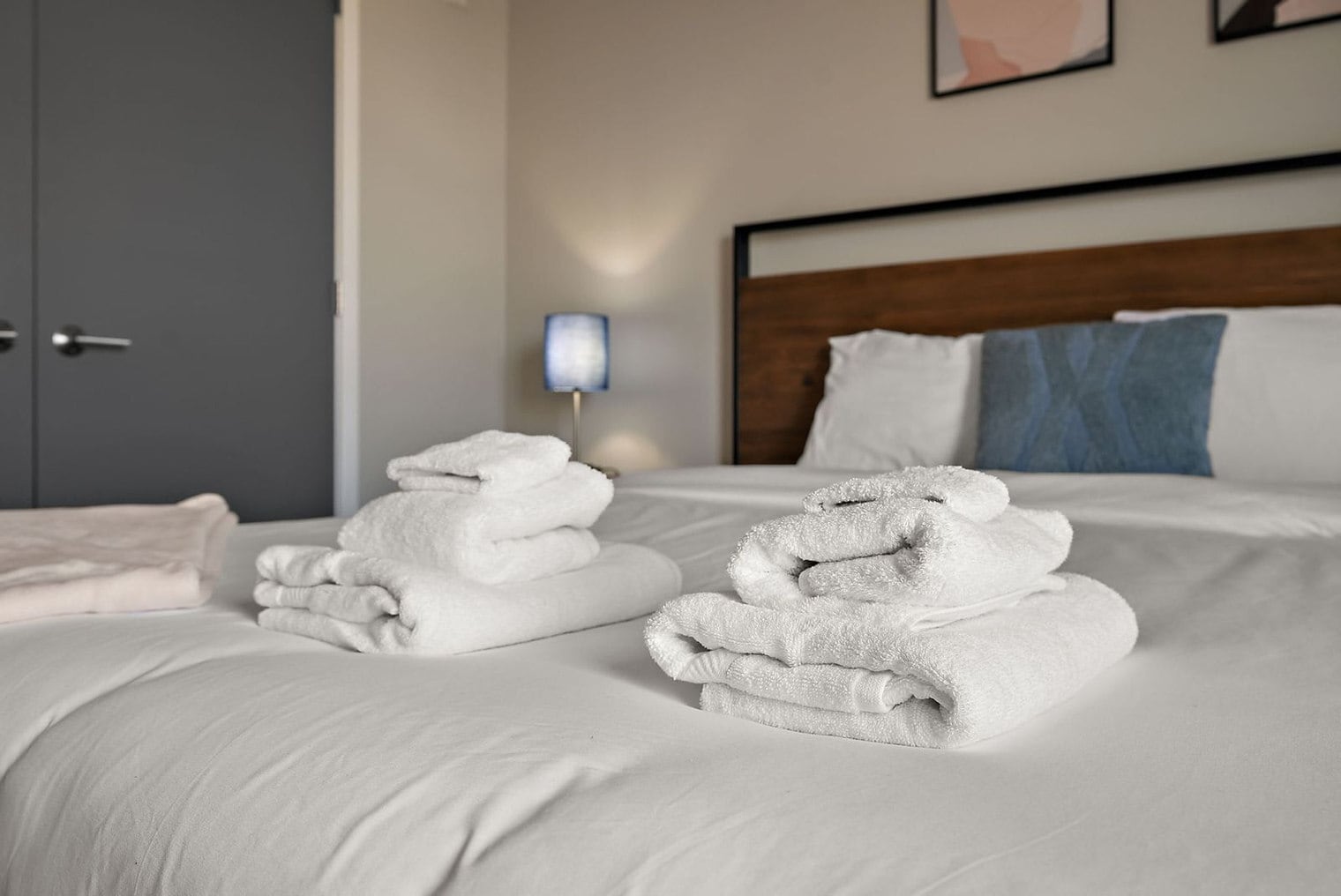 Building Photo - 1410 Nicollet Ave