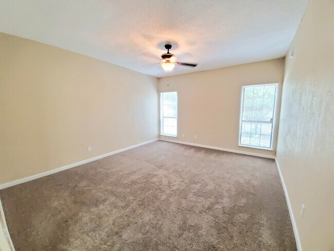 Building Photo - 4531 Altamesa - Duplex in SW Fort Worth