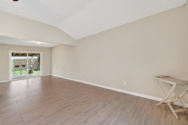 Building Photo - 17010 Bentana Ct