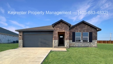 Building Photo - 4 Bed | 2 Bath | Claremore | Estates at Stone Creek