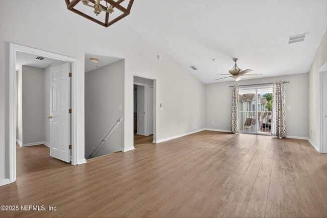 Building Photo - 7055 Deer Lodge Cir