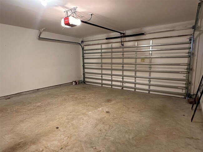 Building Photo - 2629 Bernadino Dr