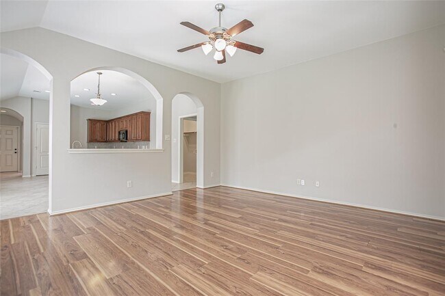 Building Photo - 27522 Gatlin Ln