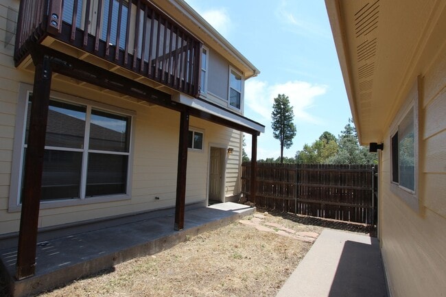 Building Photo - $500 Off Move-In Special – Spacious 4-Bed ...