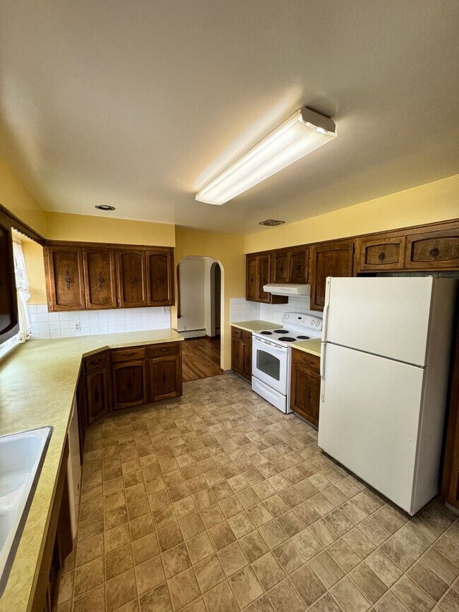 Building Photo - South Hill Cozy 3 bed 2 bath
