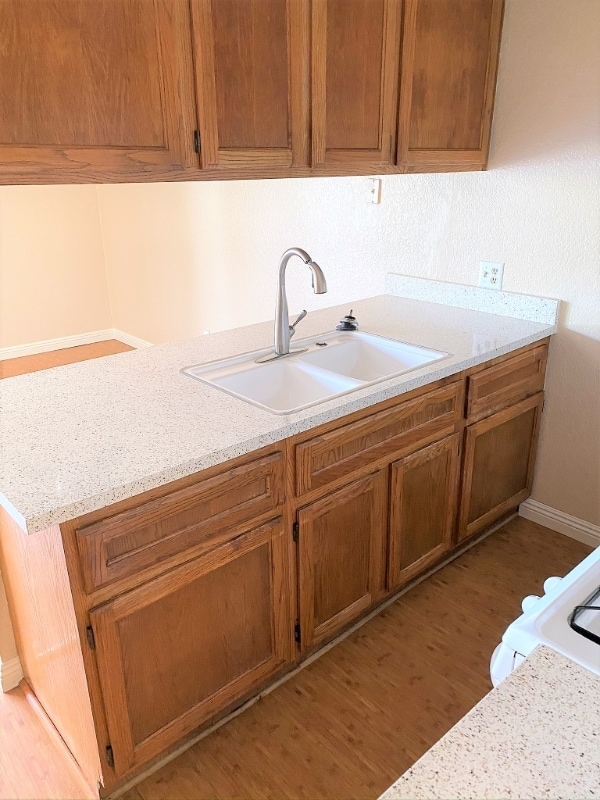 Building Photo - 101 W Canada