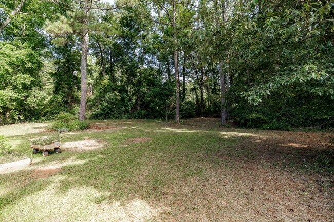 Building Photo - 320 Iron Wood Way