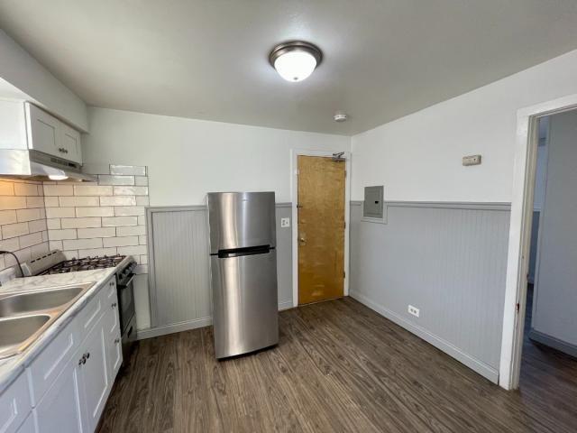 Building Photo - 1 bedroom in SCHILLER PARK IL 60176