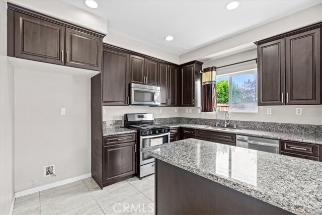 Building Photo - 915 S Belterra Way