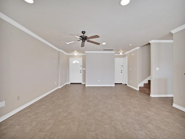 Building Photo - 130 Bolero Way
