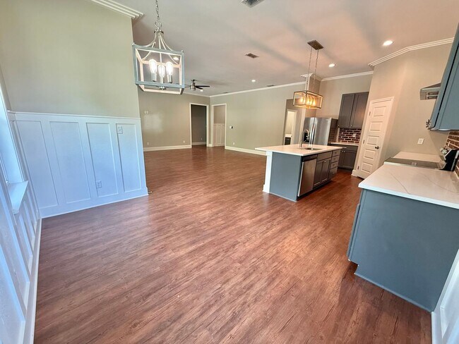 Building Photo - Elegant 4-bedroom in Bullard Creek Ranch!