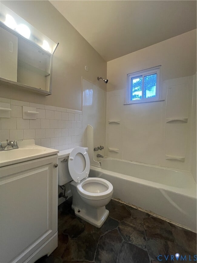 Building Photo - 1013 Liberty Ave