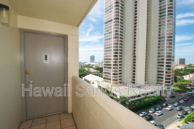 Building Photo - 1040 Kinau St