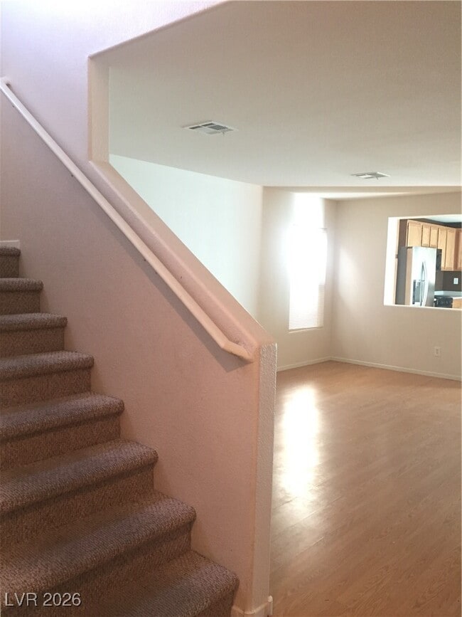 Building Photo - 668 Shadwell St