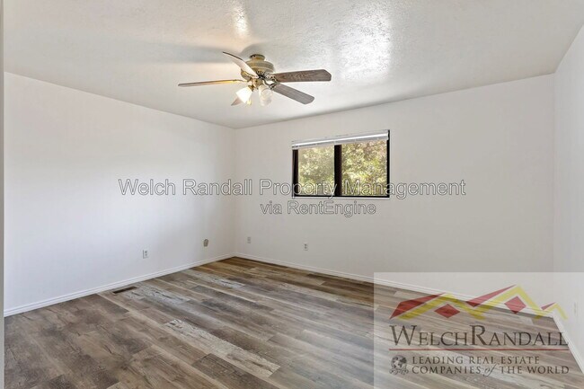 Building Photo - 460 W 100 N