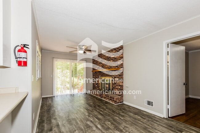 Building Photo - 6624 Dare Cir